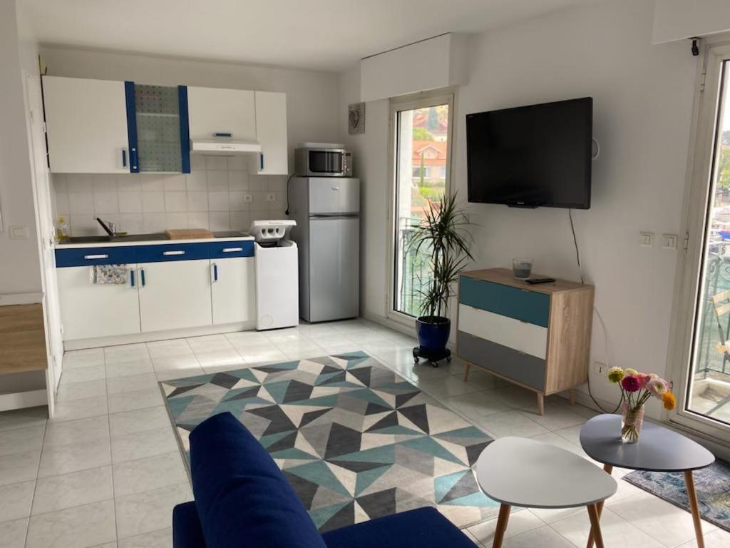 Appartement Studio Sanary Centre Экстерьер фото